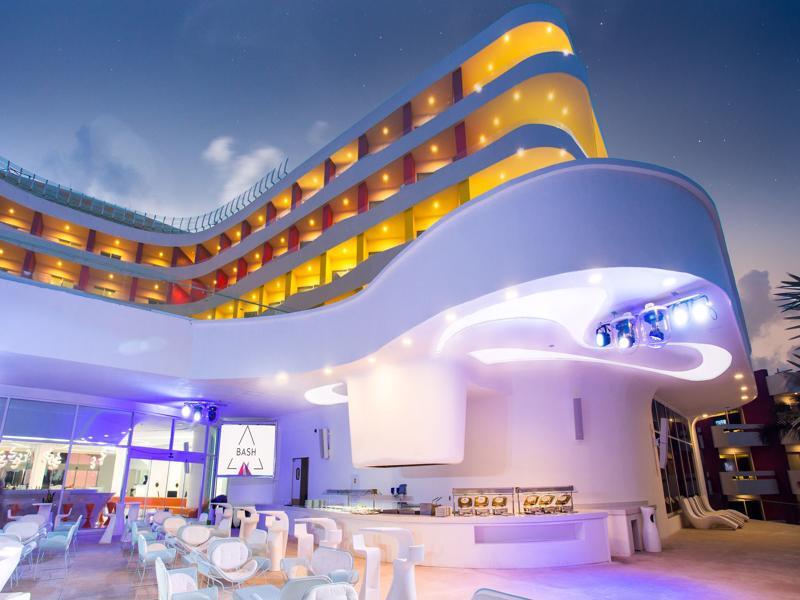 Temptation At The Tower Cancun Resort (Adults Only) Kültér fotó